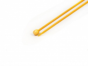 2.5 mm (US 1) A set of 2 bamboo knitting needles. Length: 35 cm (14&). Size: 2.5 mm (US 1) Brand SKC, acs-165