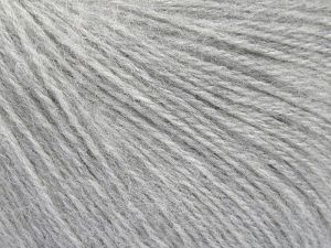 Composition 60% Acrylique, 20% Angora, 20% Laine, Brand Ice Yarns, Grey, fnt2-77578