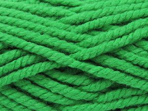 Composition 100% Acrylique, Brand Ice Yarns, Green, Yarn Thickness 5 Bulky Chunky, Craft, Rug, fnt2-79097 