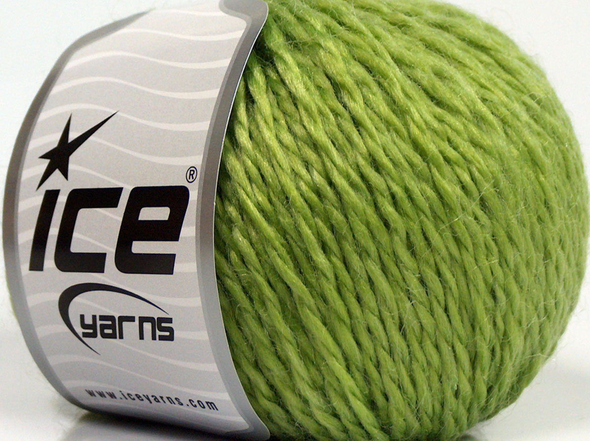 Grass Green Super Chunky Yarn, Green Chunky Yarn, 100% Acrylic